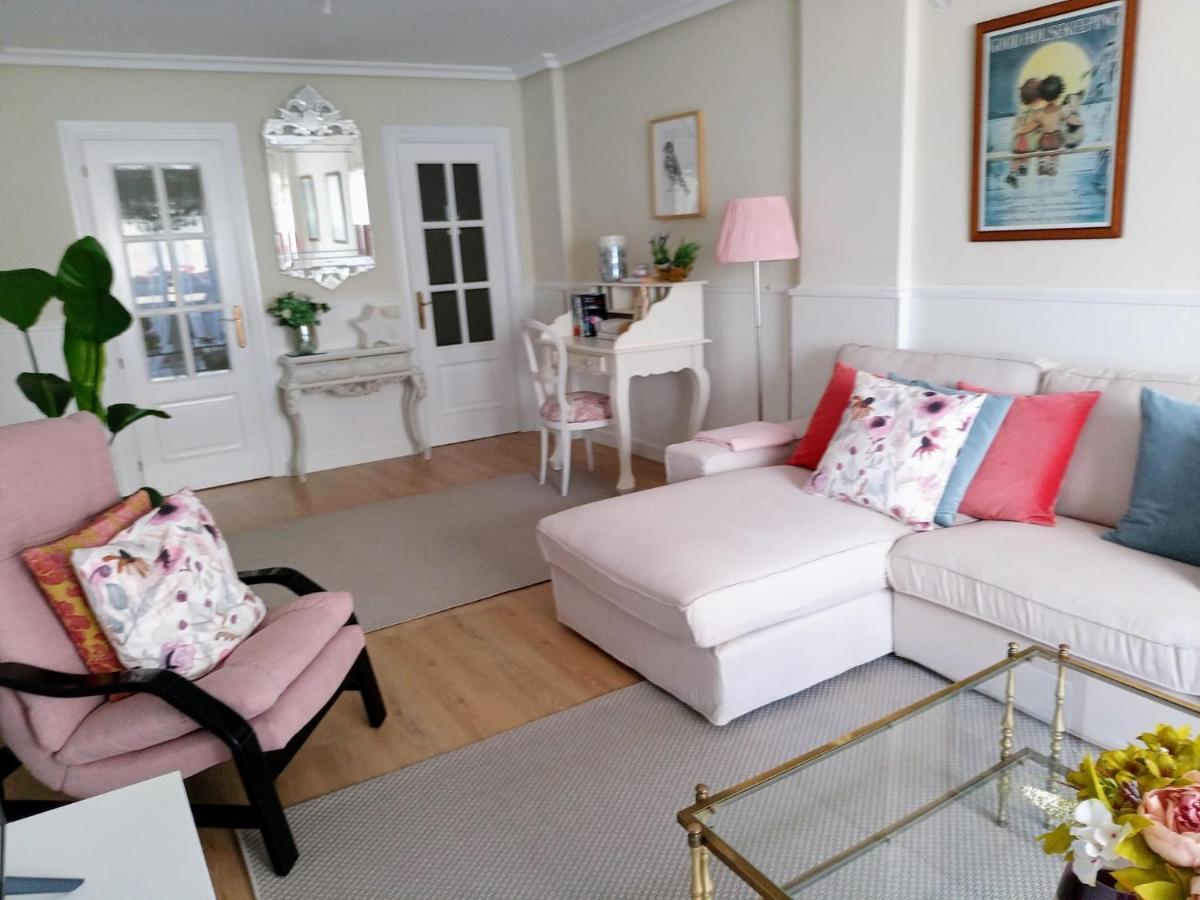 Espectacular Vivienda Junto A La Playa Y Paseo Maritimo En Алмерия Екстериор снимка